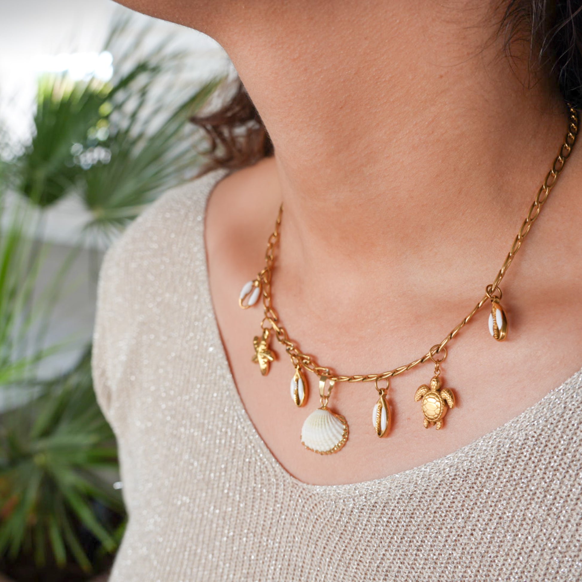 Necklace Coral